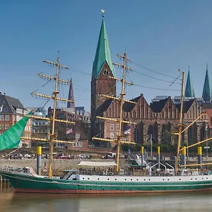  Hotel Alexander Von Humboldt - Schiff Alemania