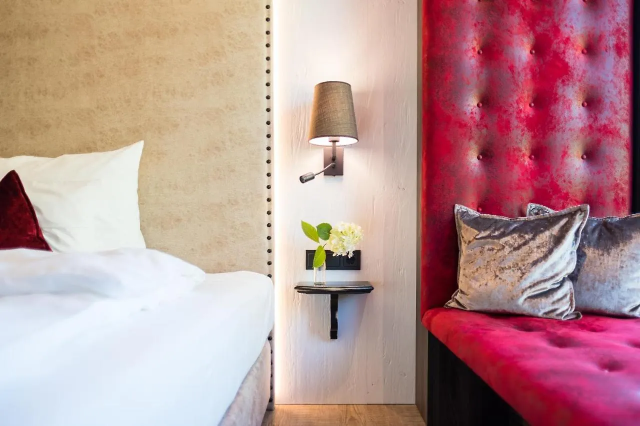Eriks Hotel Furholzen 4*,
